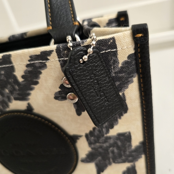 COACH Dempsey Carryall Bag With Houndstooth Print And Patch - Picture 9 of 9